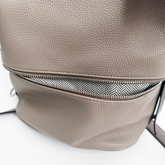 Simons Beige/Tan Crossbody Bag - Picture 3 of 8